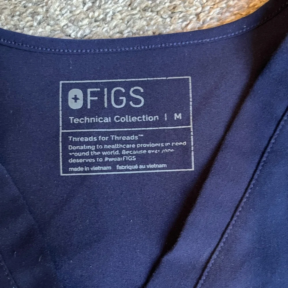 Figs Scrub Set - Picture 5 of 5